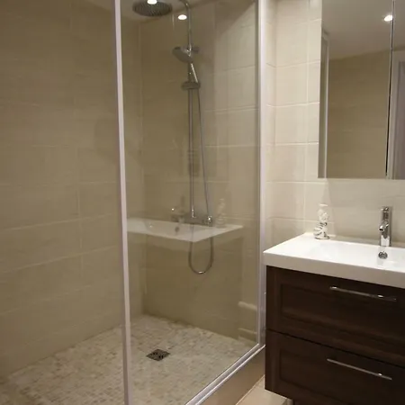 Apartment Grand Appt T2 Terrasse Sud + Pkg - 150m De La D'eyrac *